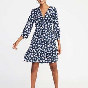 NWOT Old Navy Daisy Dress